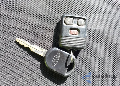 2008 Ford F250 Super Duty z USA, uszkodzony, nr VIN 1FTSW21R58EA59267